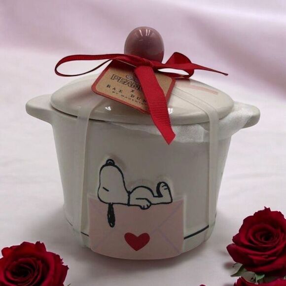 Rae Dunn x Peanuts Snoopy Valentine's Love Baking Dish/Canister/Soup Bowl - NEW! - Picture 1 of 5
